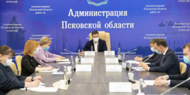Михаил Ведерников обсудил со специалистами вопросы строительства социального городка - 2021-03-30 11:12:00 - 2