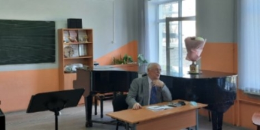 В Пскове прошла встреча с Заслуженным работником культуры Николаем Мишуковым - 2021-07-27 10:15:00 - 2