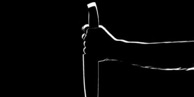 Житель Ленинградской области напал на пенсионерку с ножом в Псковском районе - 2021-10-15 11:35:00 - 2