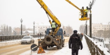 Демонтаж новогодних украшений в Великих Луках будет проводиться постепенно - 2022-01-25 13:35:00 - 2
