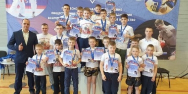 15 золотых медалей привезли великолукские кикбоксеры из Пскова - 2022-04-18 13:05:00 - 2