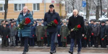 Память защитников Сталинграда в 80-ю годовщину сражения почтили в Пскове - 2023-02-02 17:35:00 - 2
