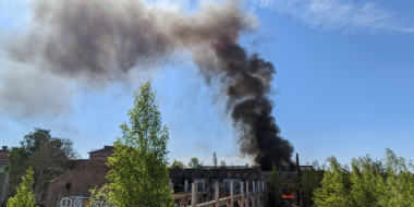 Пожар на локомотиворемонтном заводе - 2023-05-12 13:47:00 - 2