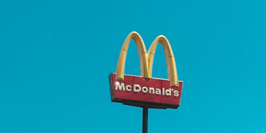McDonald’s запустит новую сеть маленьких кафе - 2023-12-07 20:05:00 - 2
