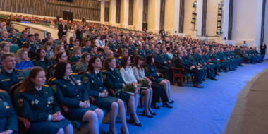Сотрудники МЧС получили почетные звания «Заслуженный пожарный Псковской области» - 2024-04-27 15:35:00 - 2